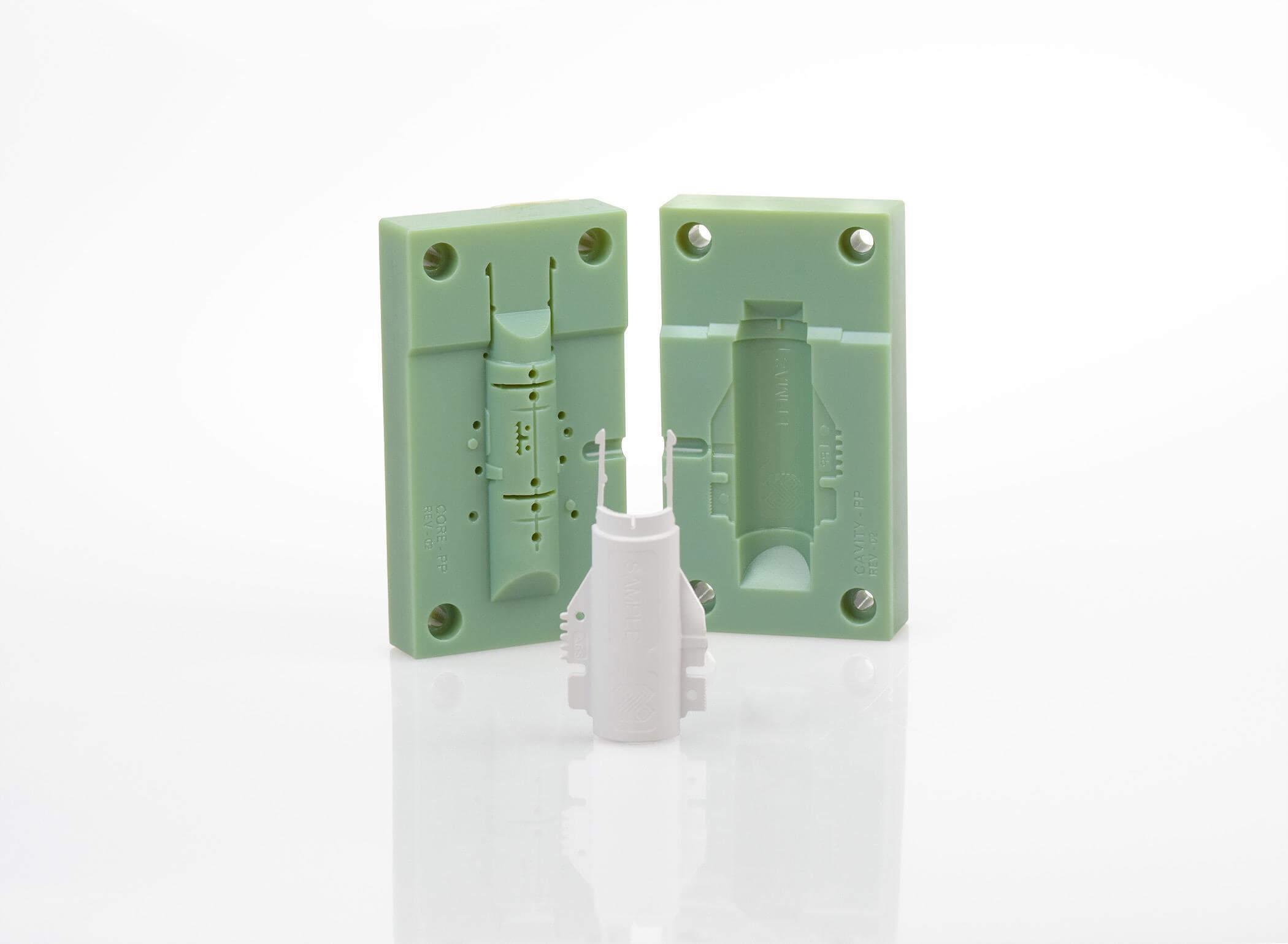Connex3 Injection molding